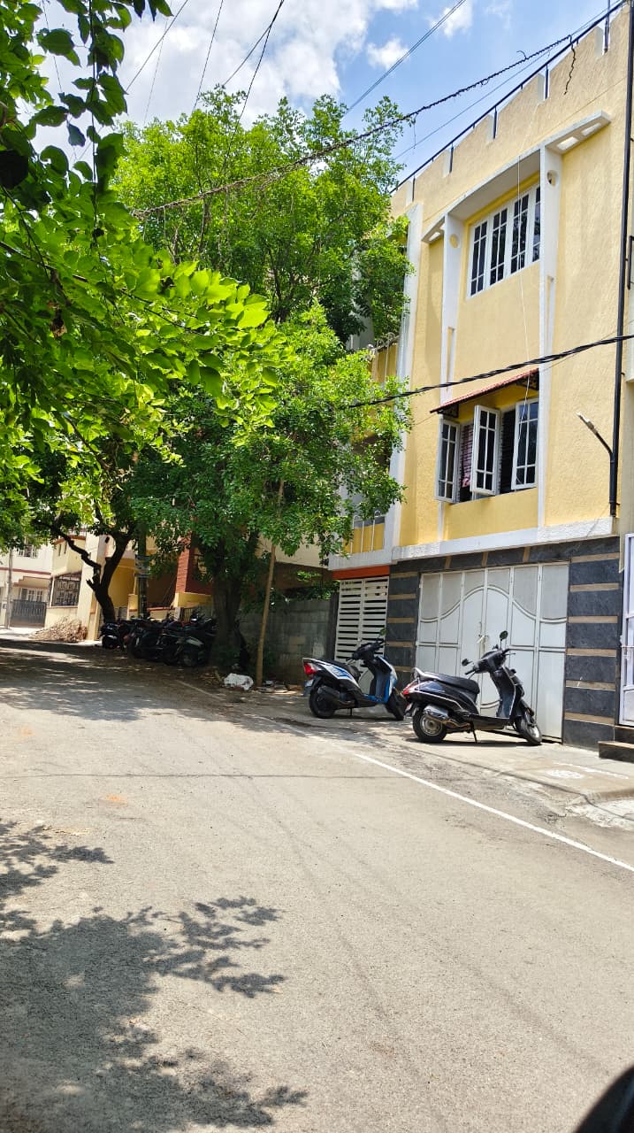 Kumaraswamy Layout | Prime Residential Plot with High UDS | 1,200 Sq. Ft. 1