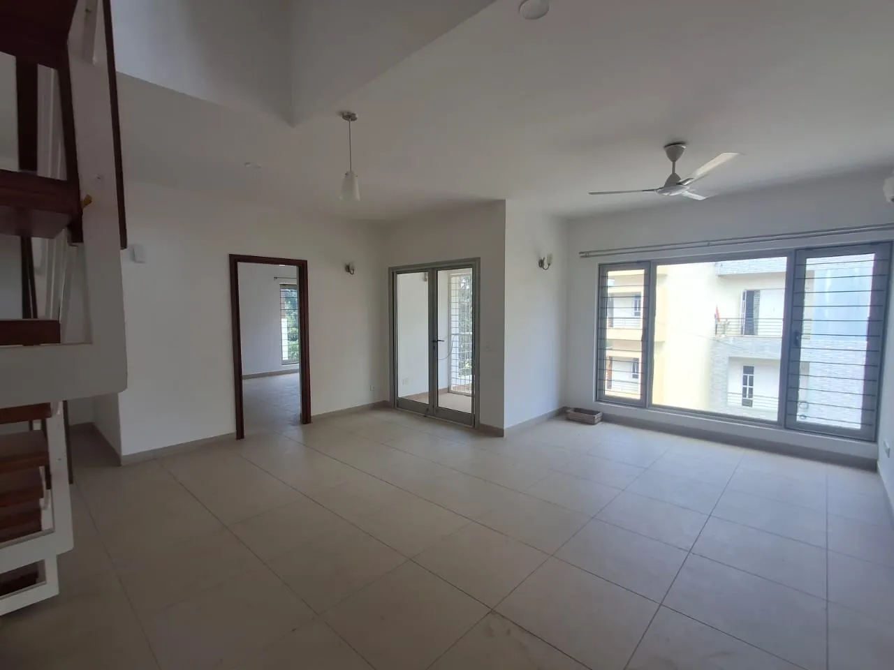 Duplex apartment with Private Terrace