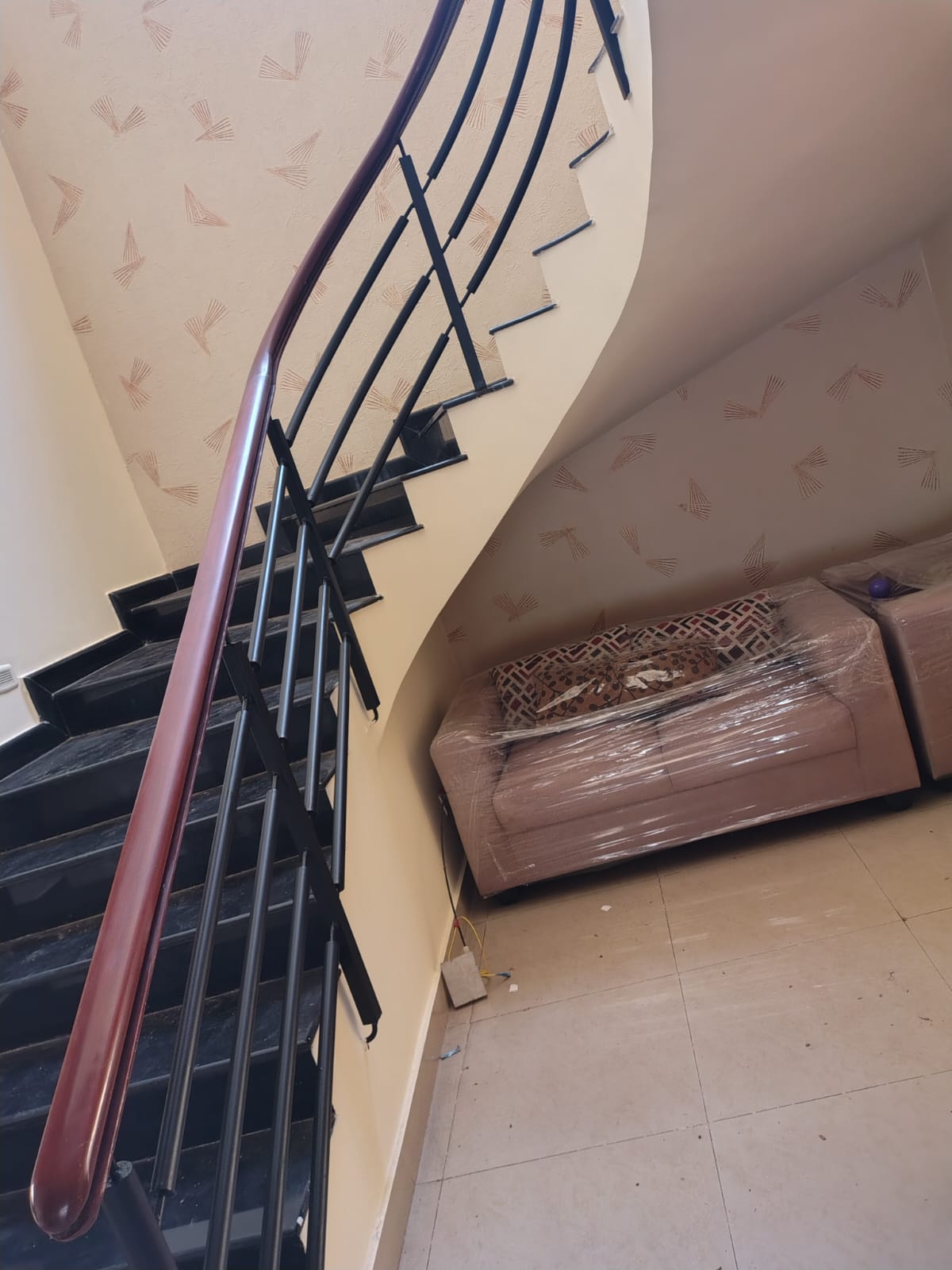 Premium 4BHK Villa At Airport road