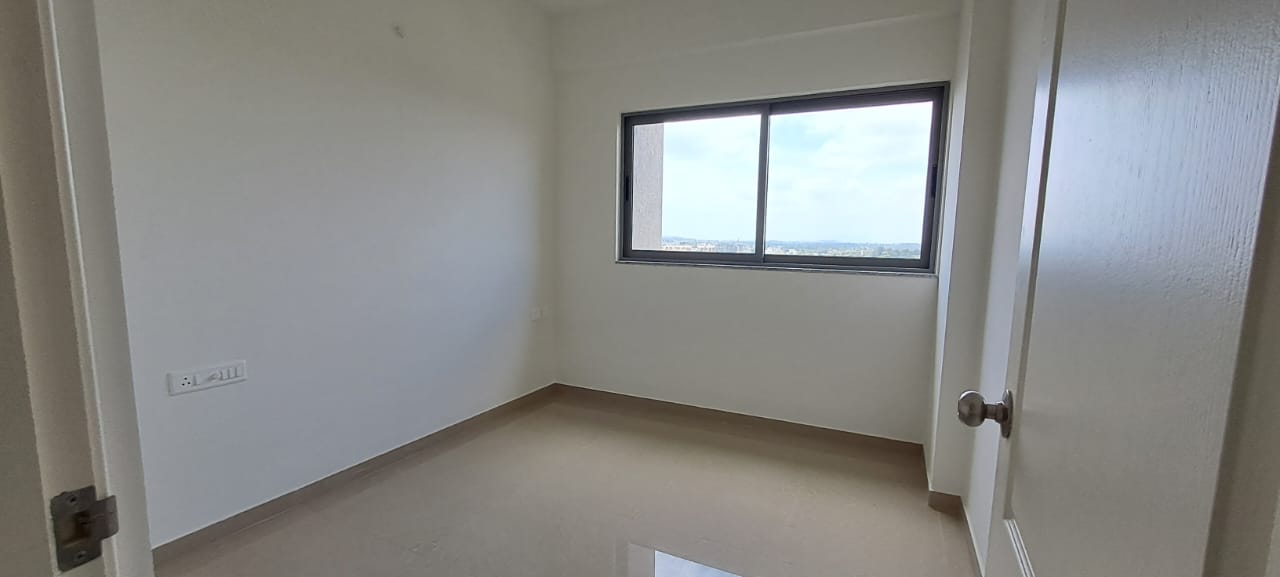 Premium 3BHK Flat At Thanisandra Road - Image 2