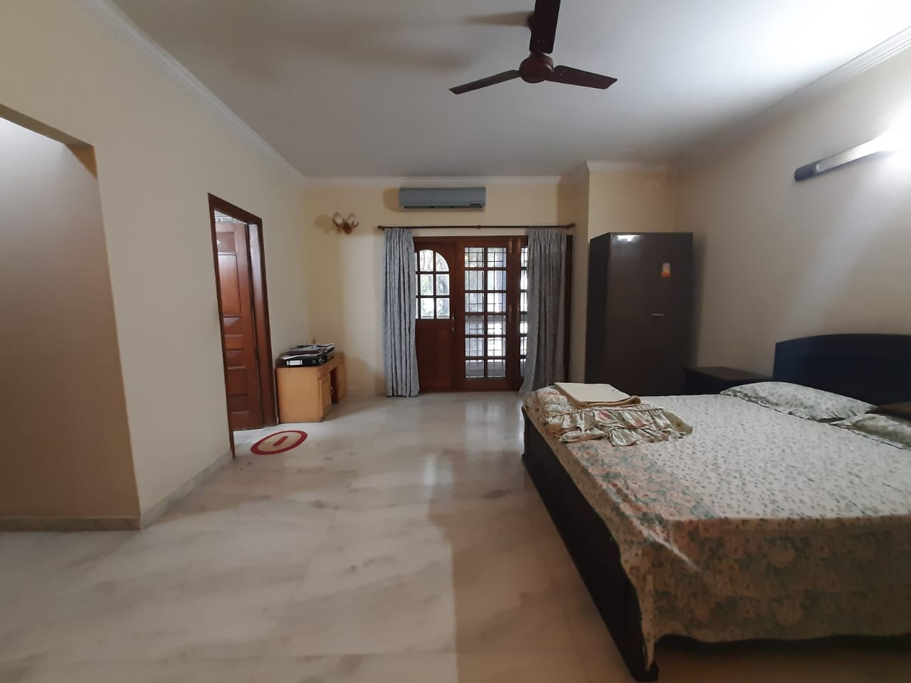 Premium 4BHK Flat At Millers road central bengaluru - Property in Bangalore