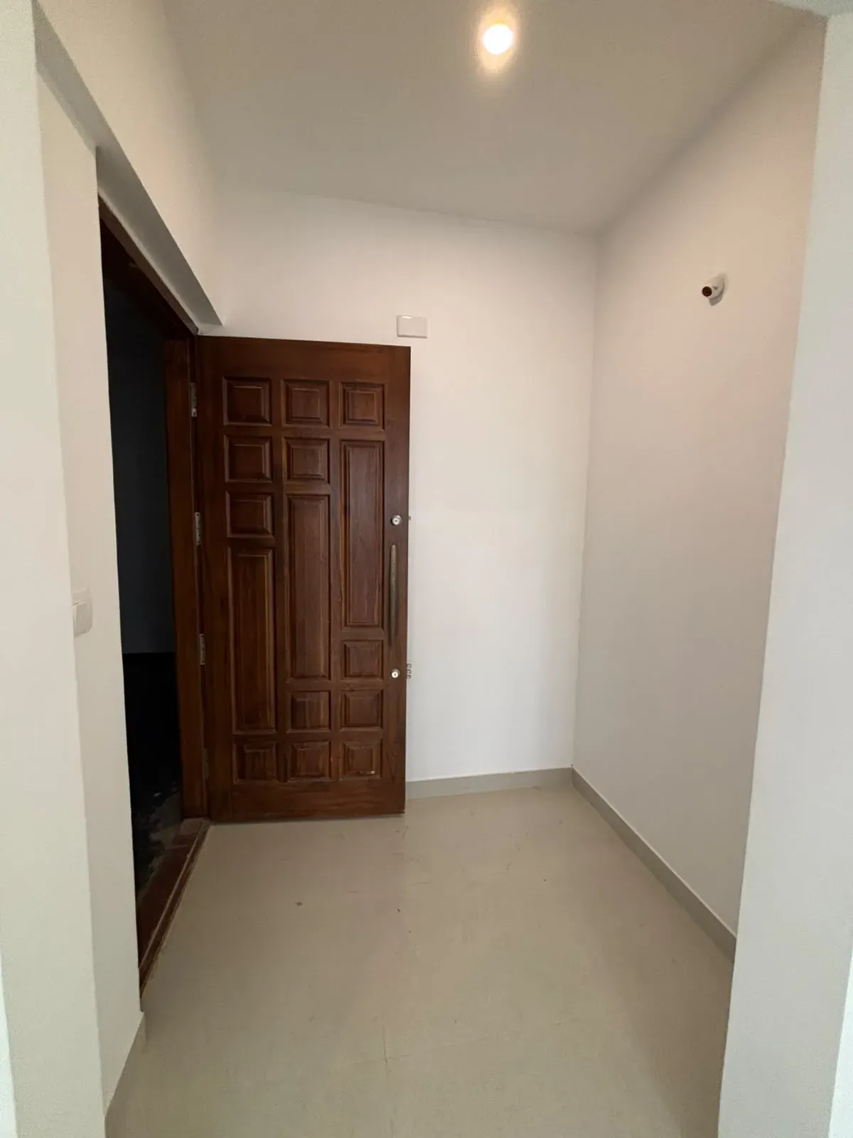 2 BHK Apartment Richmond Town 4