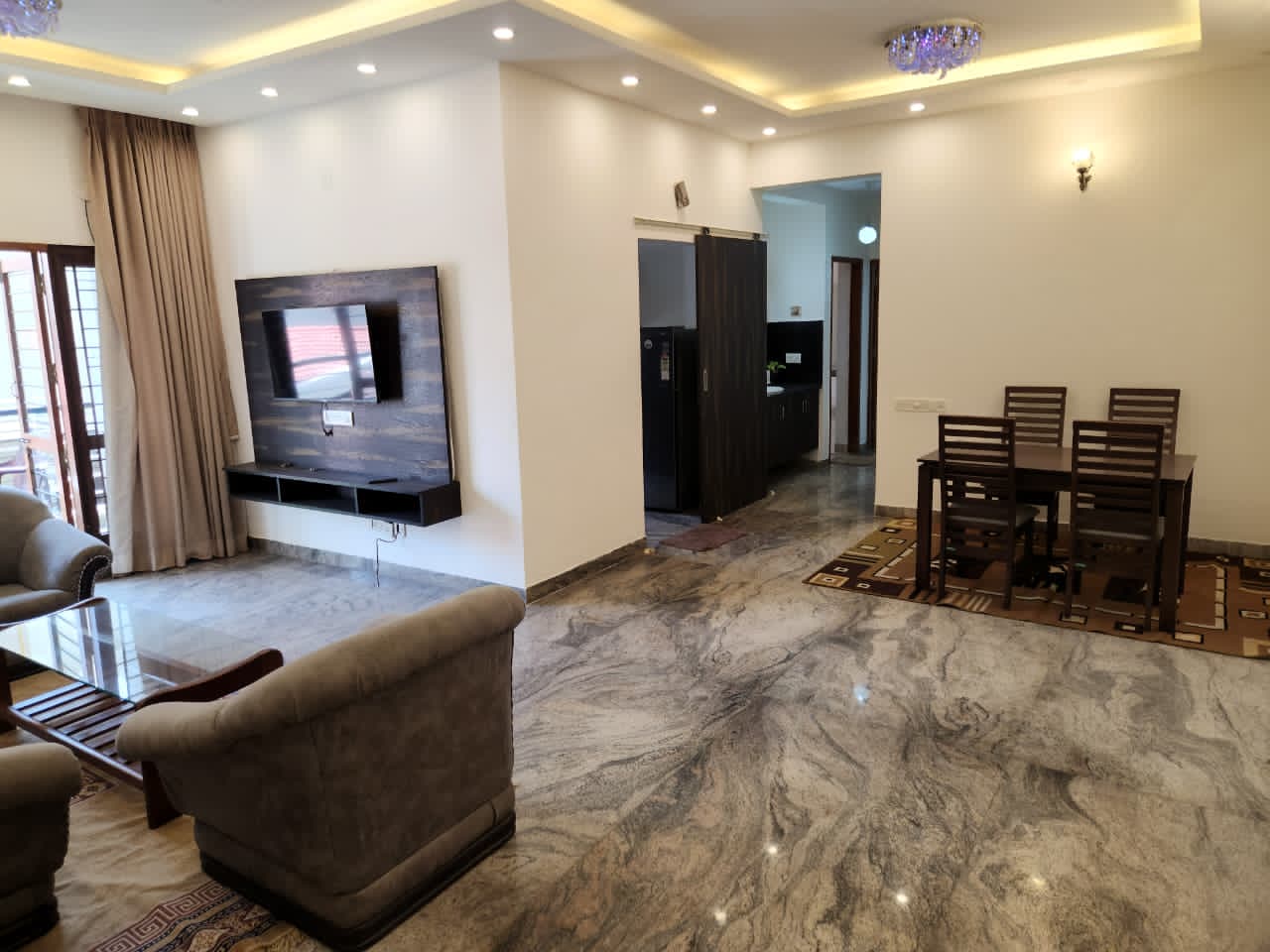 Richmond Town | 2 BHK Fully Furnished Apartment | 1,470 Sq. Ft. @ ₹85,000/Mth