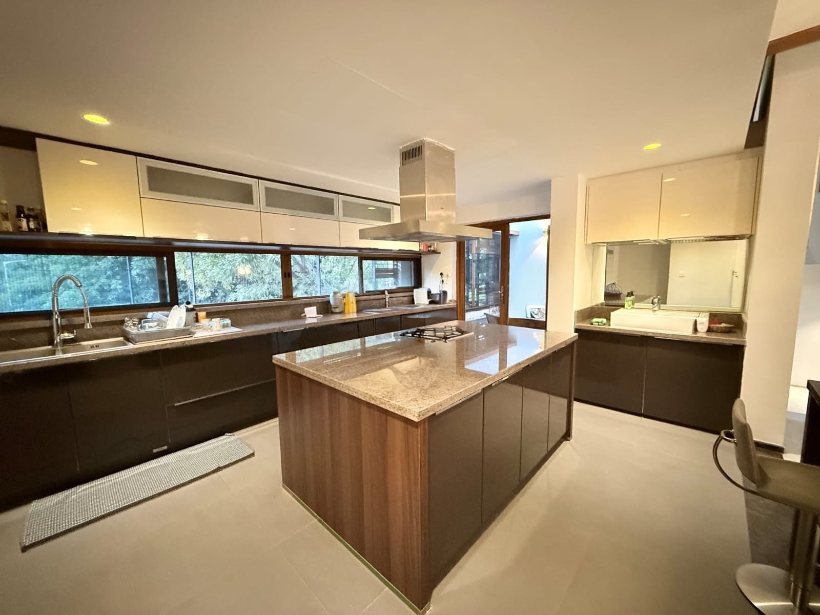 Swiss Town - Luxury 4BHK Villa for Rent - Image 5