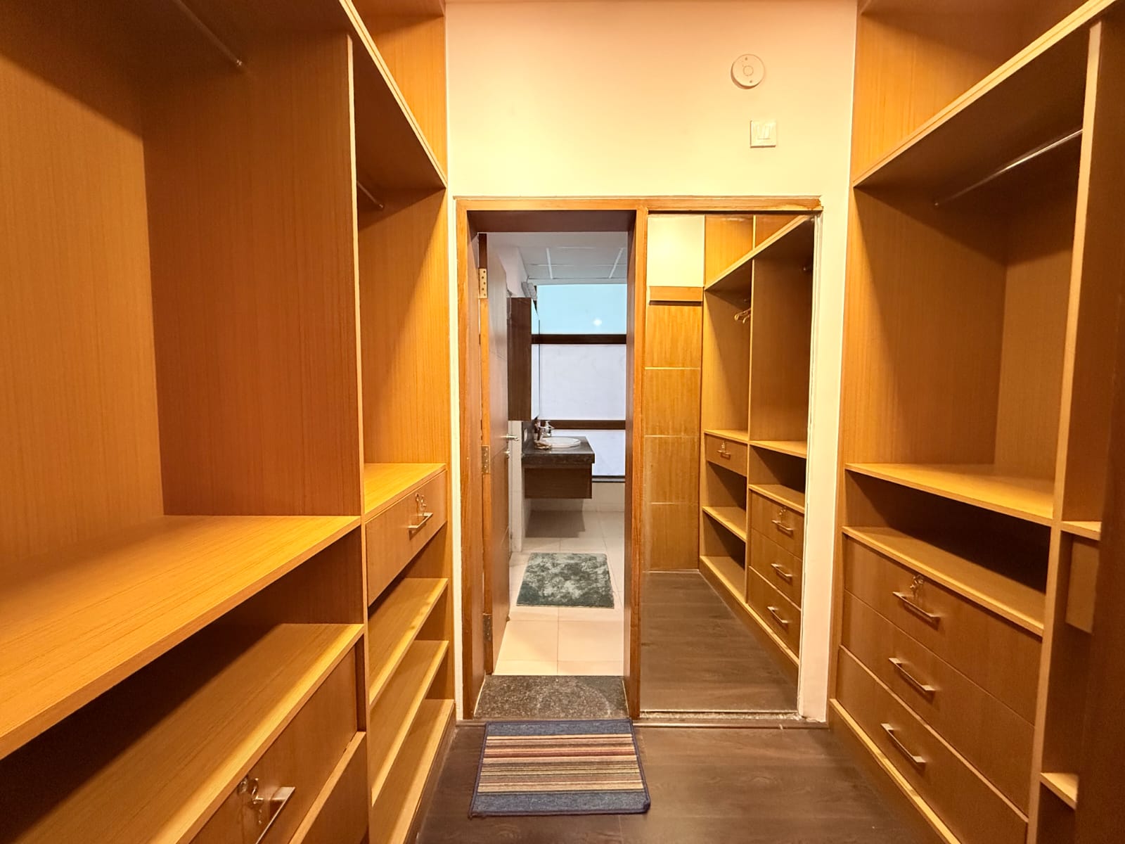 Swiss Town - Luxury 4BHK Villa for Rent - Image 9