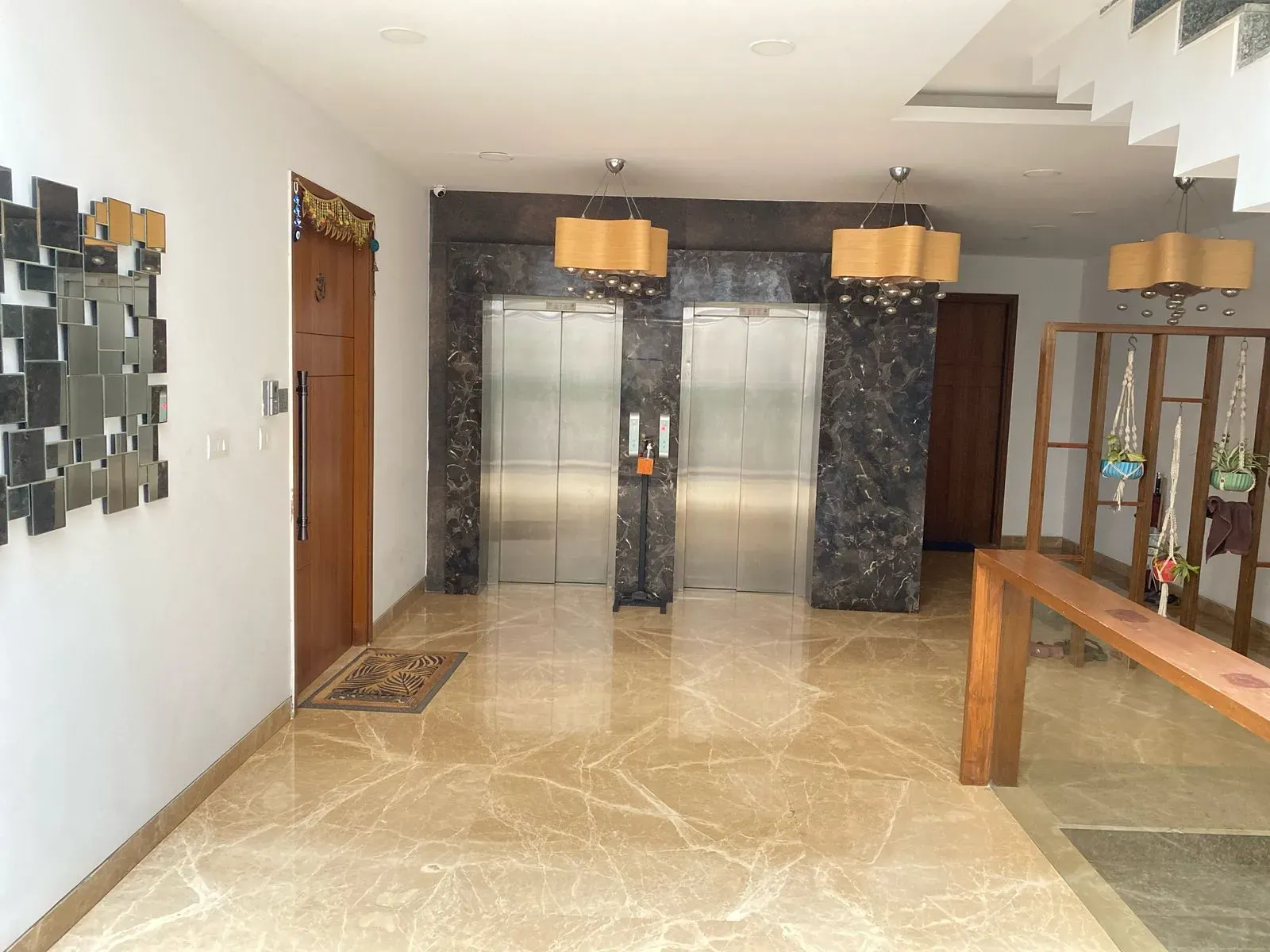 JUDICIAL LAYOUT - PRIVATE 3 BHK FLAT FOR RENT - Image 2