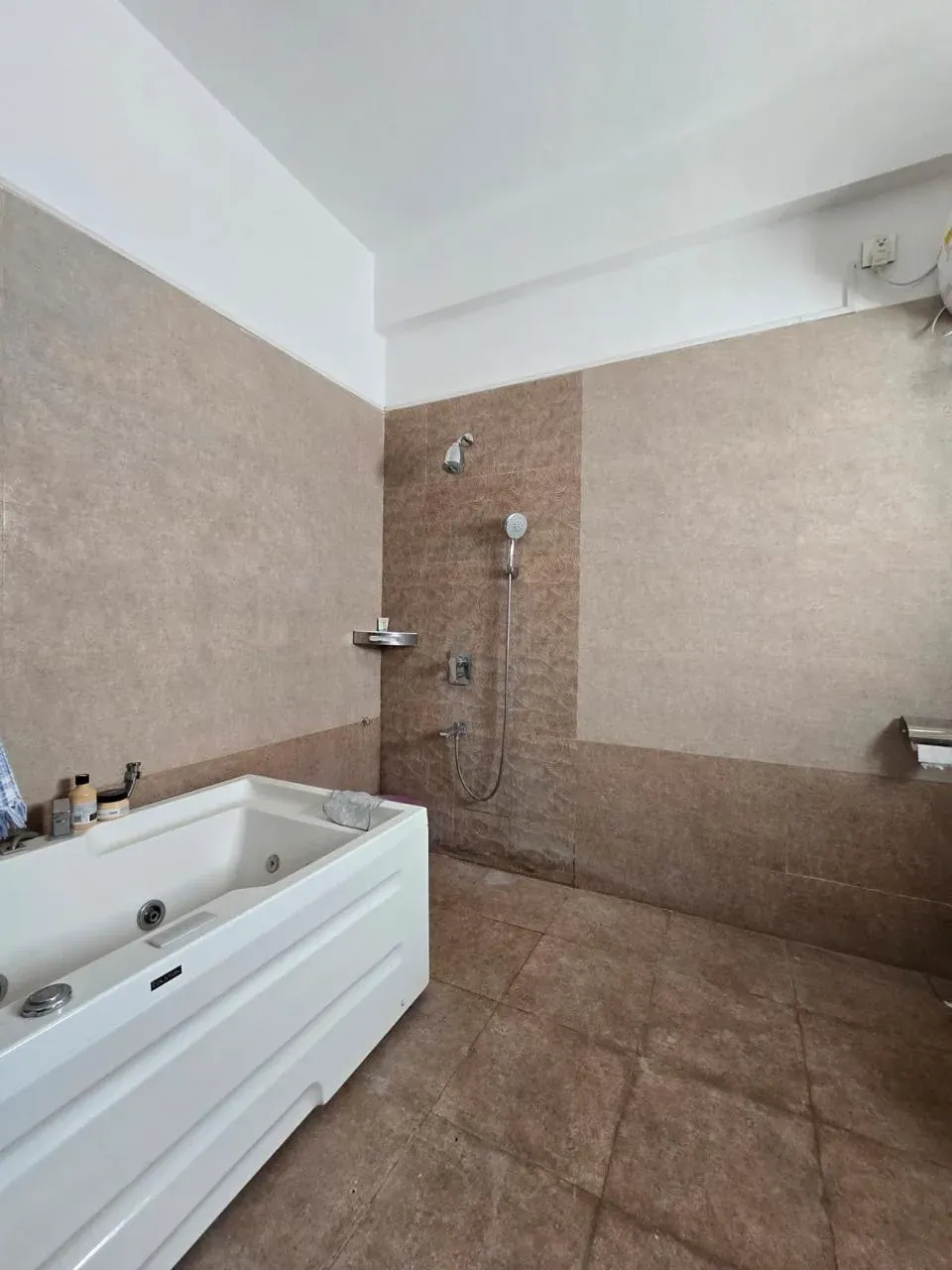 Villa for Sale – TMR Orchids, Sampigehalli (Thanisandra) - Image 9