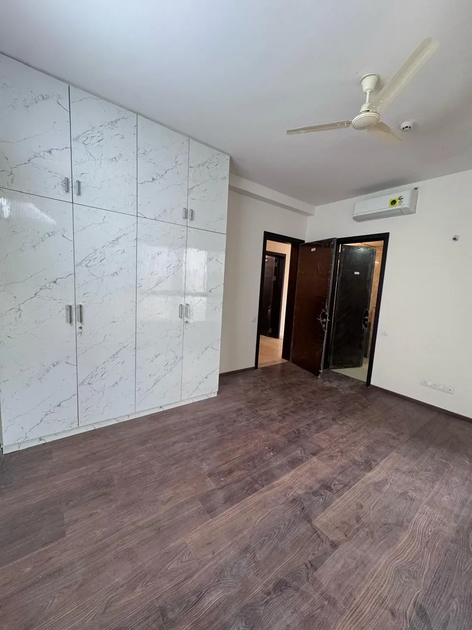 Century Ethos - Ultra-Luxury High-Rise Residence 