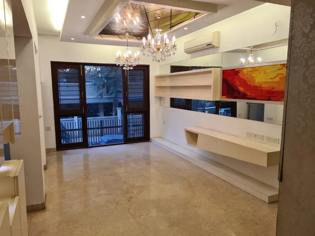 Indiranagar | Grand 5 BHK Contemporary Villa | 4,855 Sq. Ft.