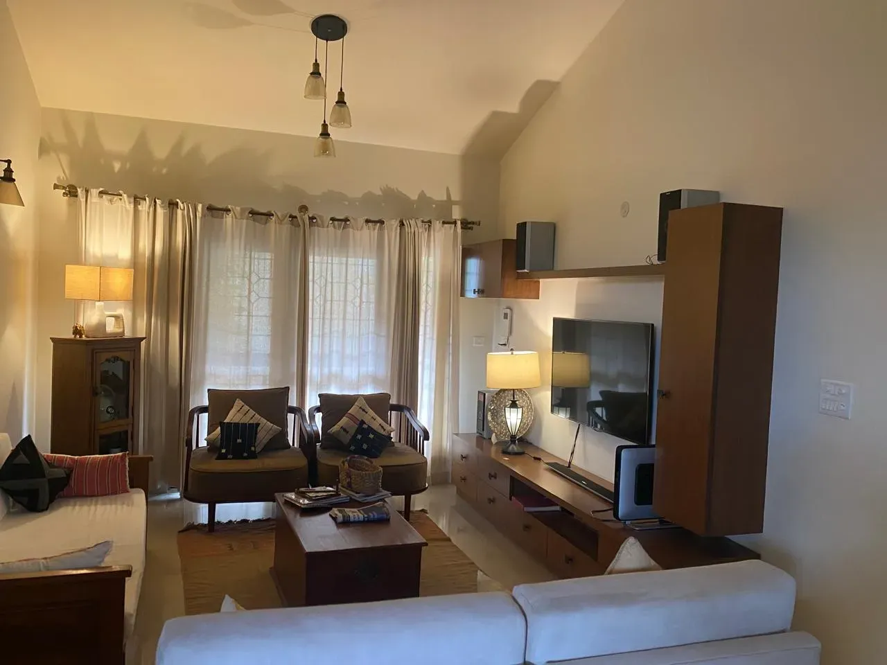 Sprawling Luxury 4 BHK Villa For Sale | 4,500 Sq. Ft. 3