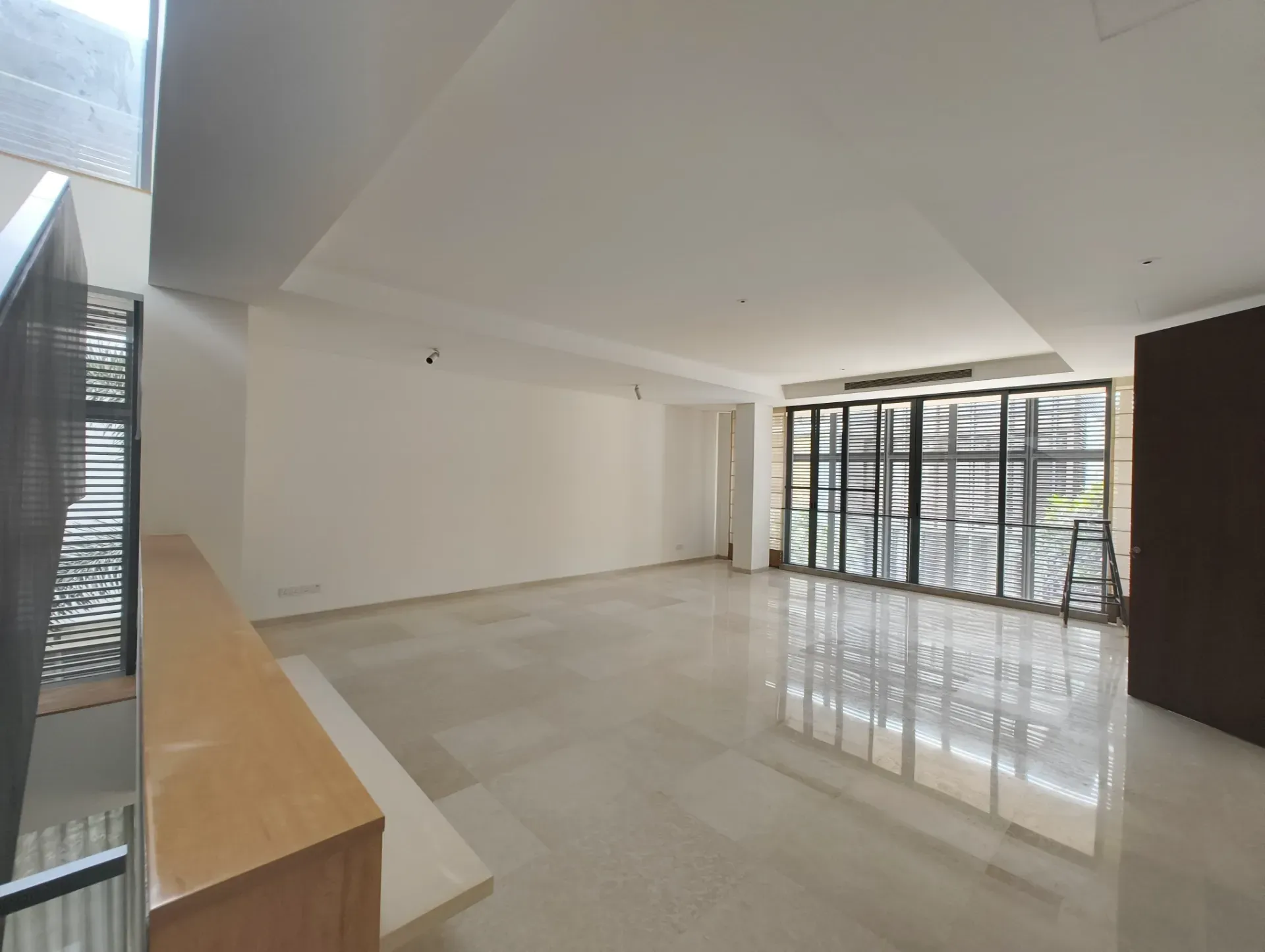 Embassy Boulevard | Ultra-Luxury Willow Type Villa | 4000 Sq. Ft. 4