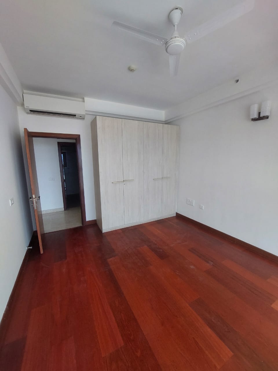 Premium Flat FOR RENT - Karle Zenith Residencies  - Image 6