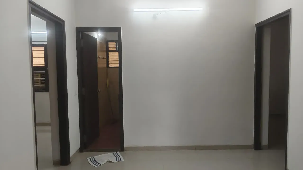 Premium 3BHK Flat FOR SALE - Image 3