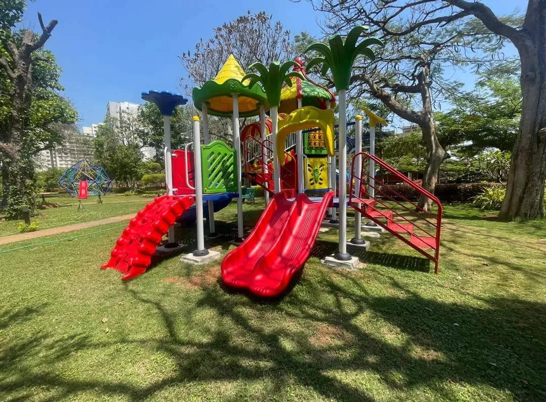 Premium Plot FOR SALE - Sammy's Dram Land Beverly Hills 