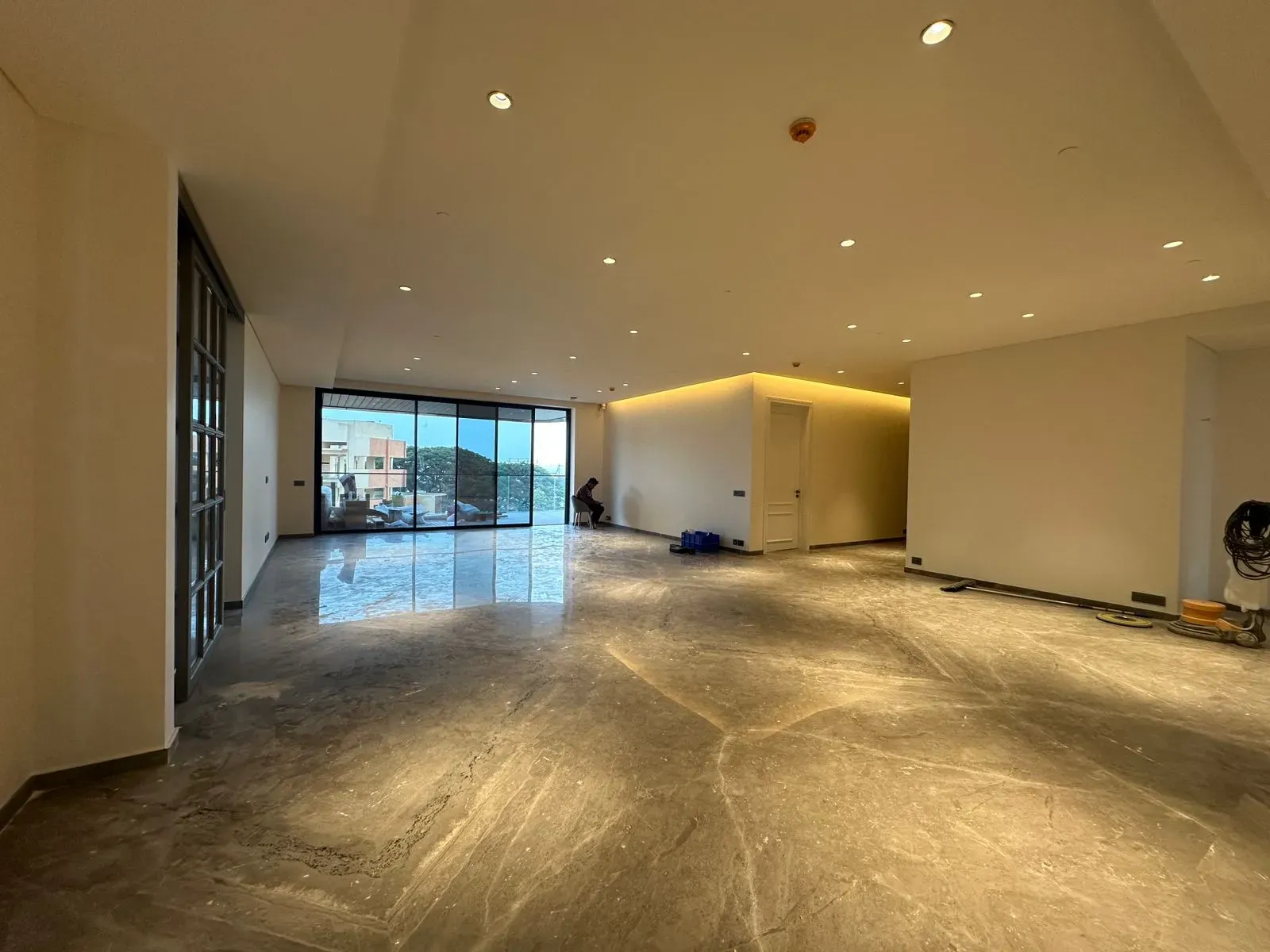 4bhk available on rent in 27Summit - Image 2