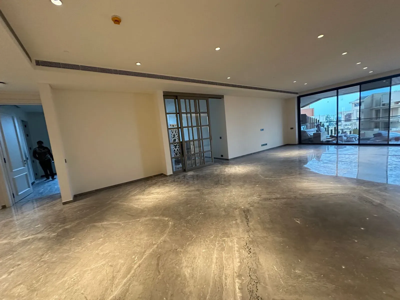 4bhk available on rent in 27Summit - Image 7