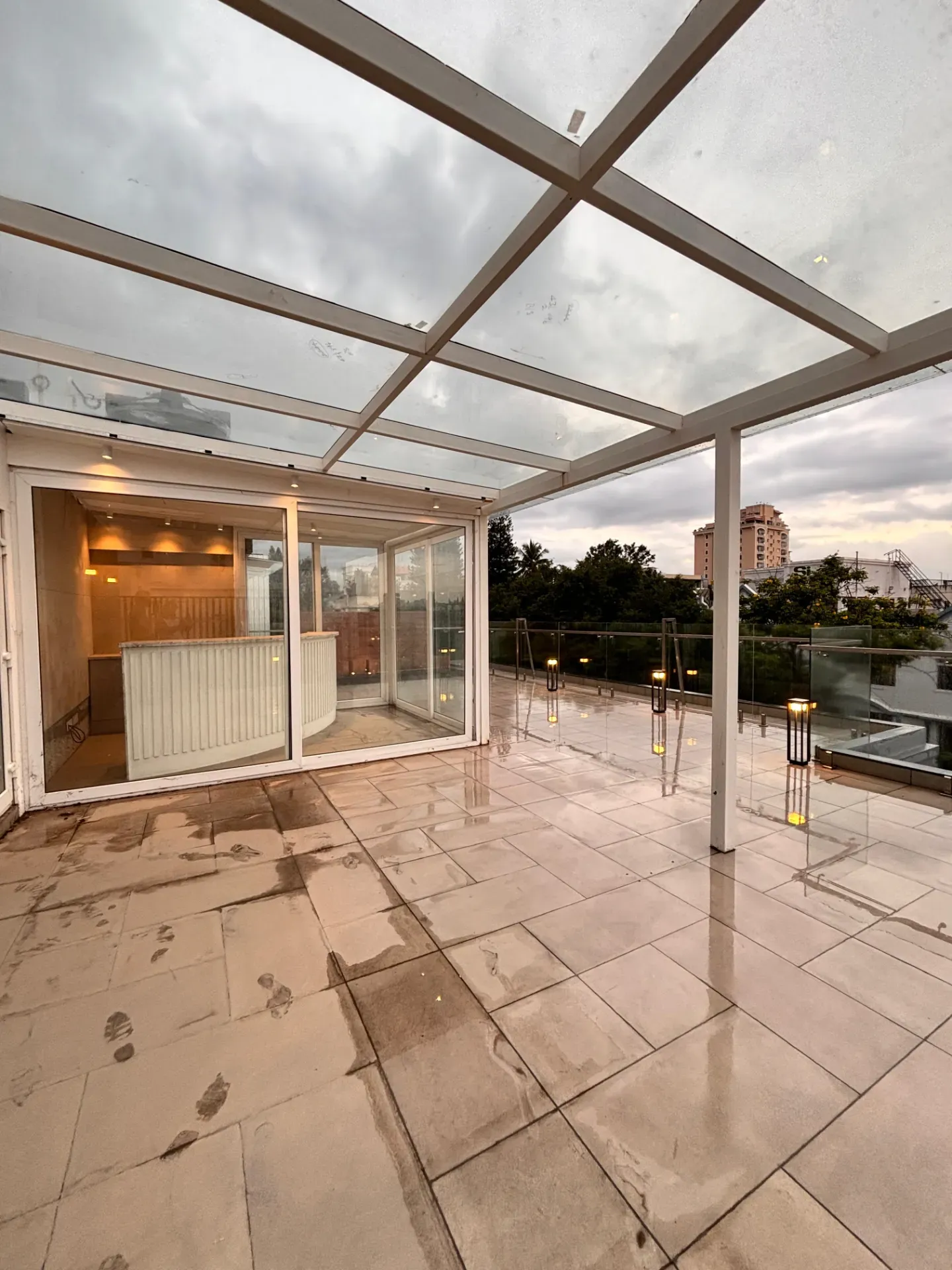 Brand new flat for rent 3bhk in Frazer Town - Image 9