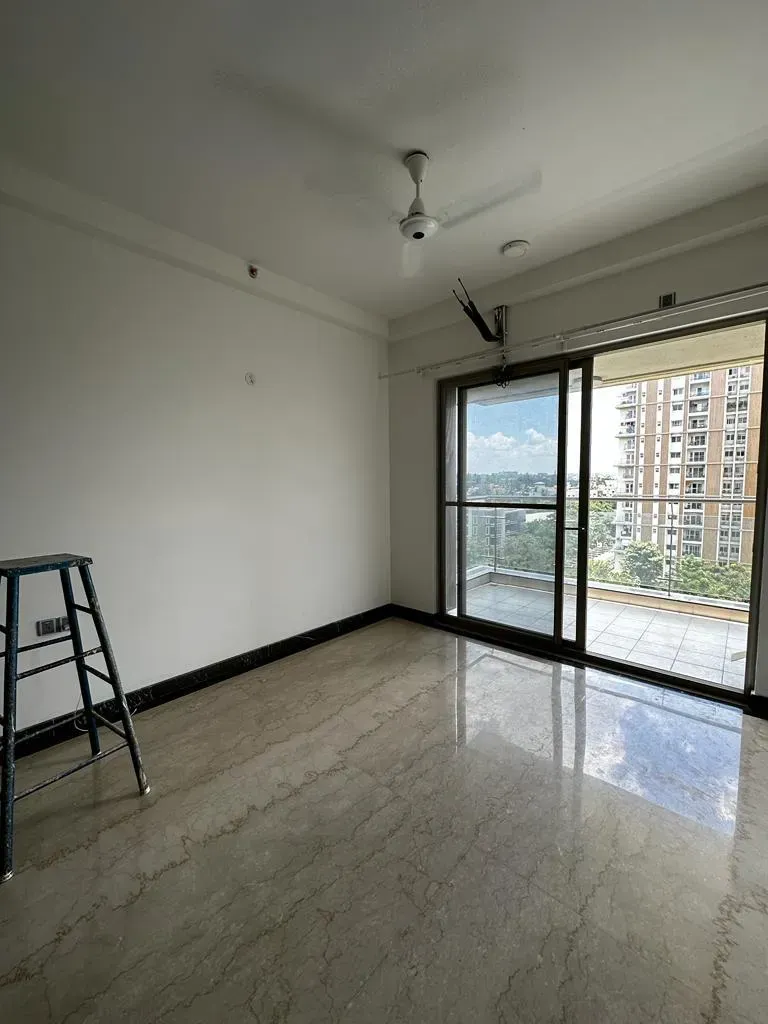 Available 2bhk flat for rent in Gcorp residence - Image 3