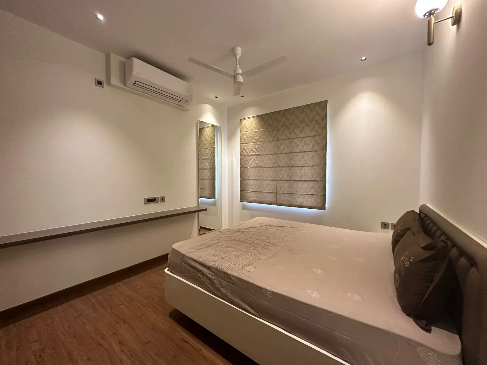 Available 3bhk furnished flat in Vaishnavi Premier - Image 2