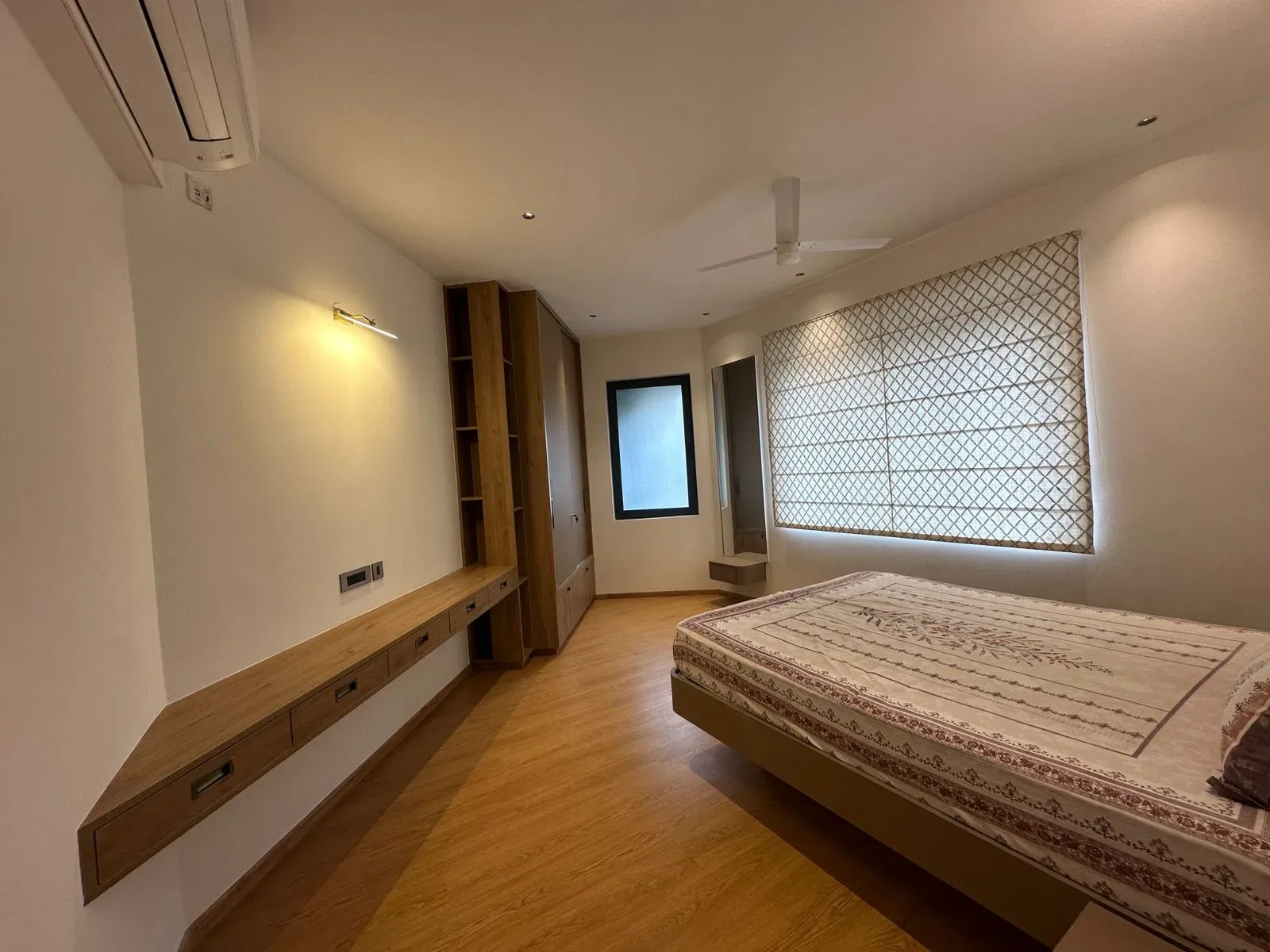 Available 3bhk furnished flat in Vaishnavi Premier - Image 3