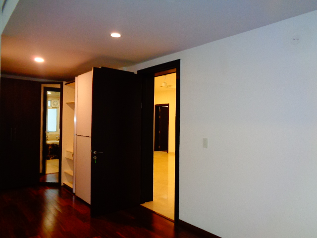 Whitefield, Grand 4BHK Sky Villa, Prestige White Meadows, Exclusive Rental - Image 8