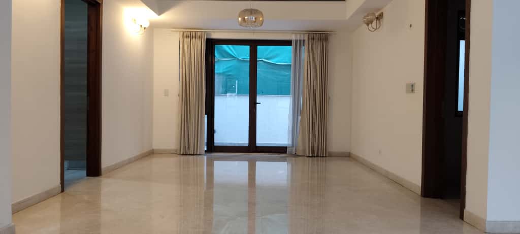 Whitefield, Ultra-Luxury 4BHK Villa, Prestige White Meadows, Exclusive Rental - Image 13