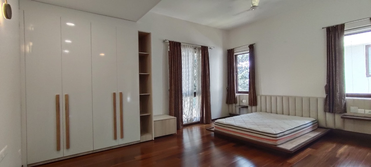 Whitefield, Luxury 5BHK Villa, Prestige White Meadows, North-Facing Masterpiece - Image 14