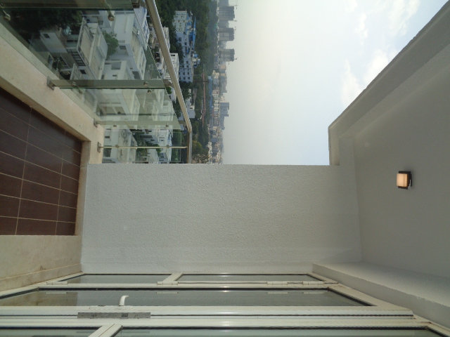 EXCLUSIVE MANDATE: PRESTIGE WHITE MEADOWS - Image 9