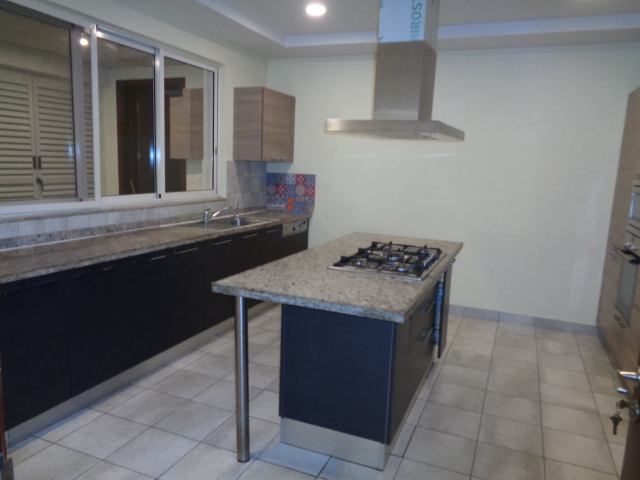 Whitefield, Grand 4BHK Sky Villa, Prestige White Meadows, Exclusive Rental - Image 6