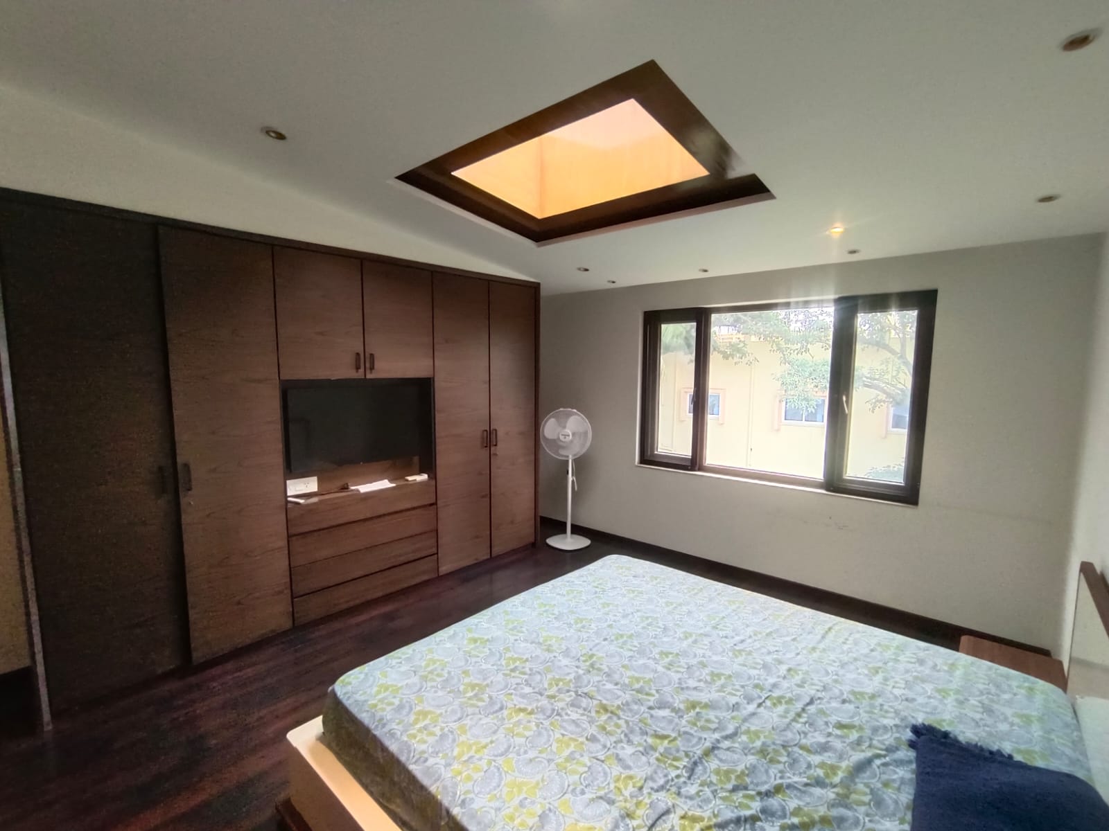 SPACIOUS MODERN CLASSY VILLA IN GATED COMMUNITY FOR IMMEDIATE RESALE - Image 14