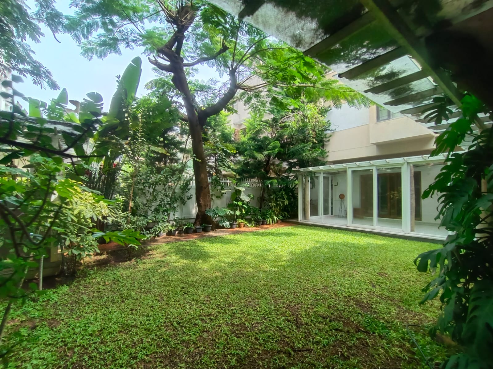SPACIOUS MODERN CLASSY VILLA IN GATED COMMUNITY FOR IMMEDIATE RESALE - Image 26