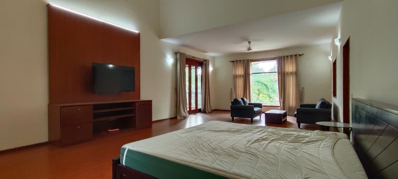 Bellandur, Grand 4BHK Villa, Adarsh Palm Retreat, Executive Rental - Image 12