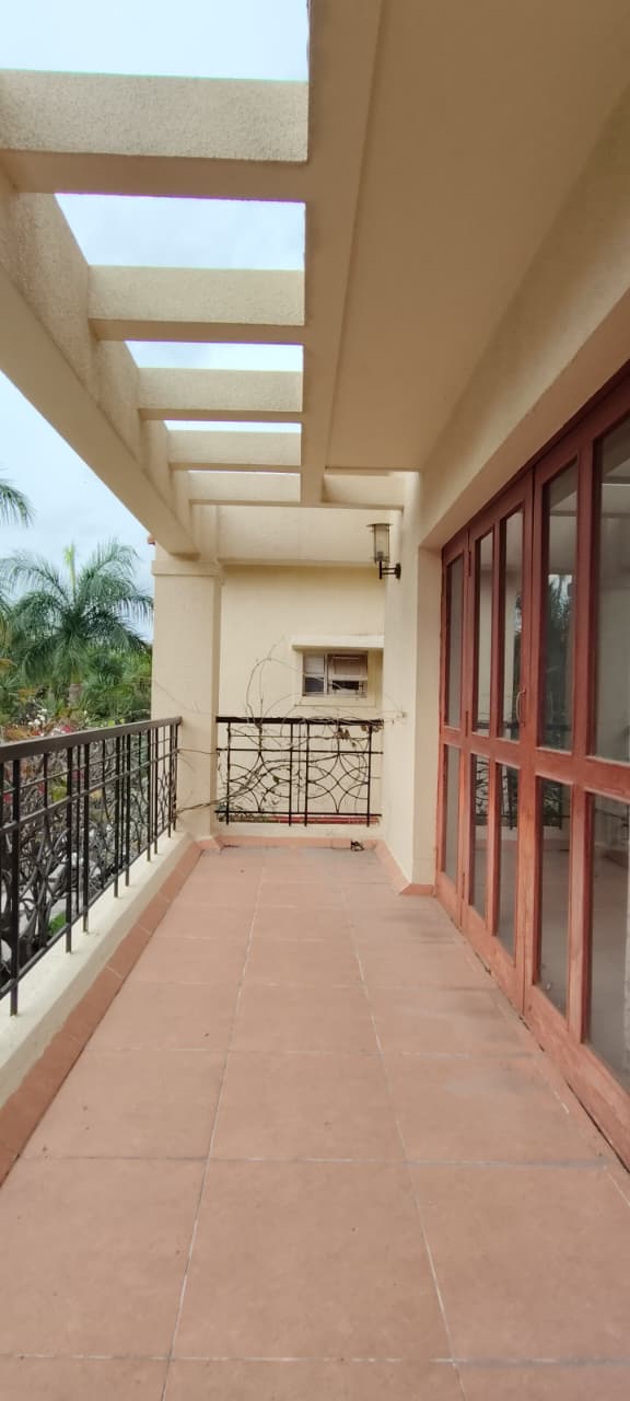 Bellandur, Grand 4BHK Villa, Adarsh Palm Retreat, Executive Rental - Image 17
