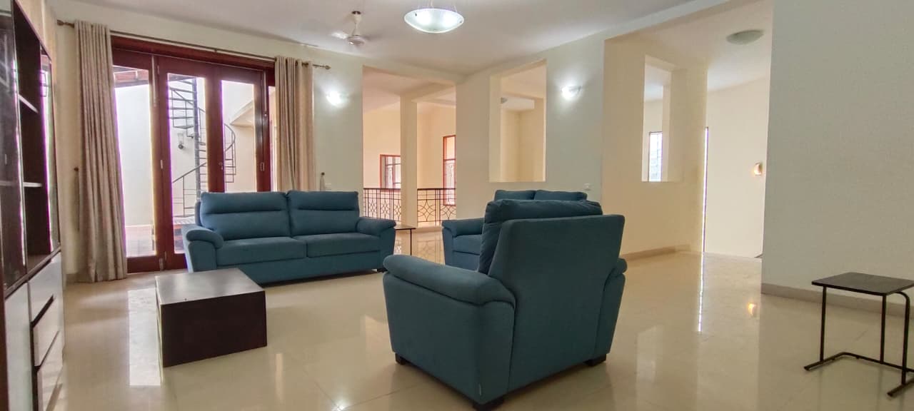 Bellandur, Grand 4BHK Villa, Adarsh Palm Retreat, Executive Rental - Image 27