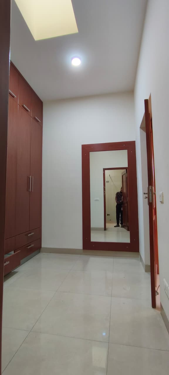 Bellandur, Grand 4BHK Villa, Adarsh Palm Retreat, Executive Rental - Image 32