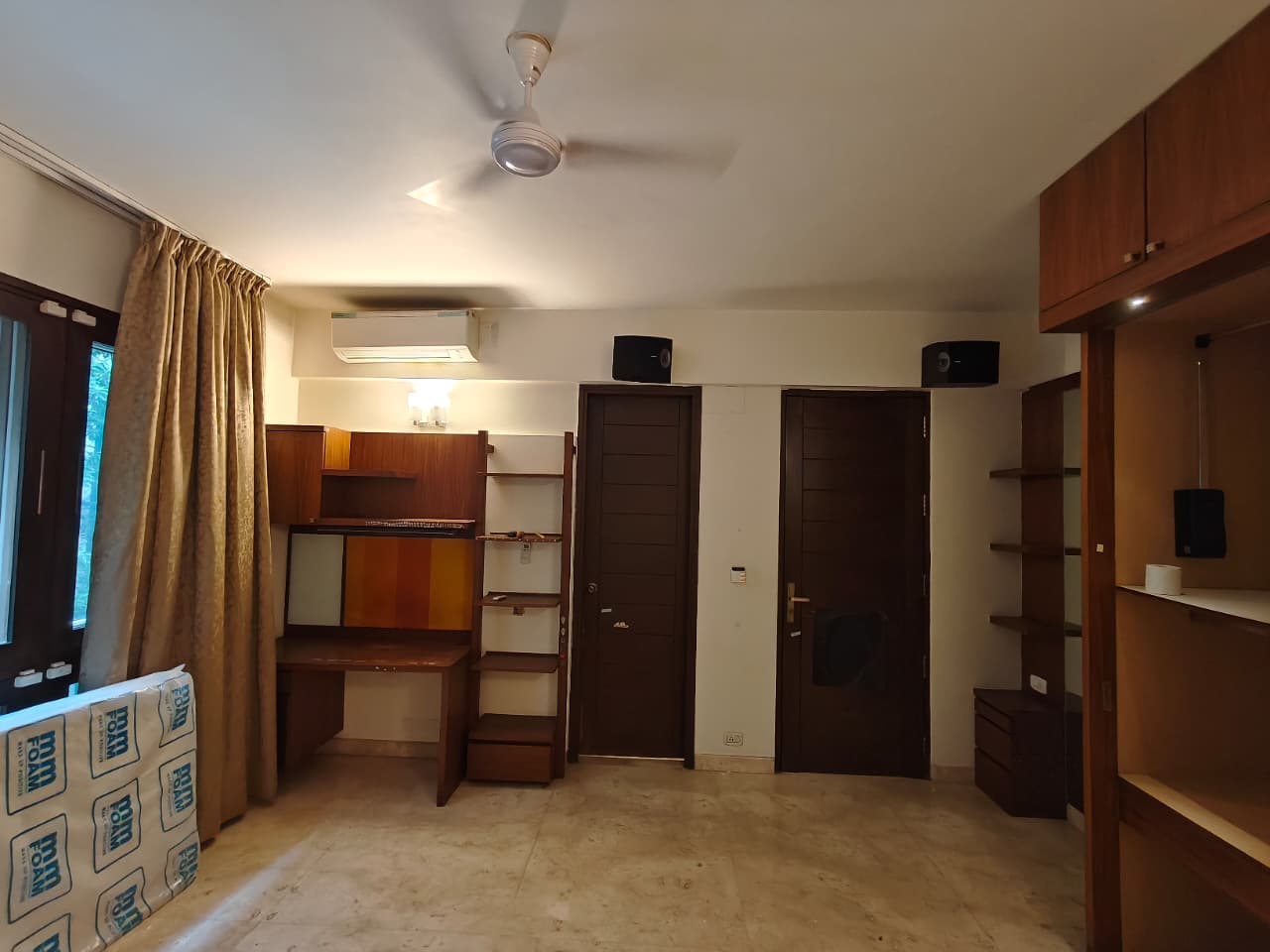Indiranagar, Presidential 3BHK, Defence Colony, Single-Floor Luxury - Image 3