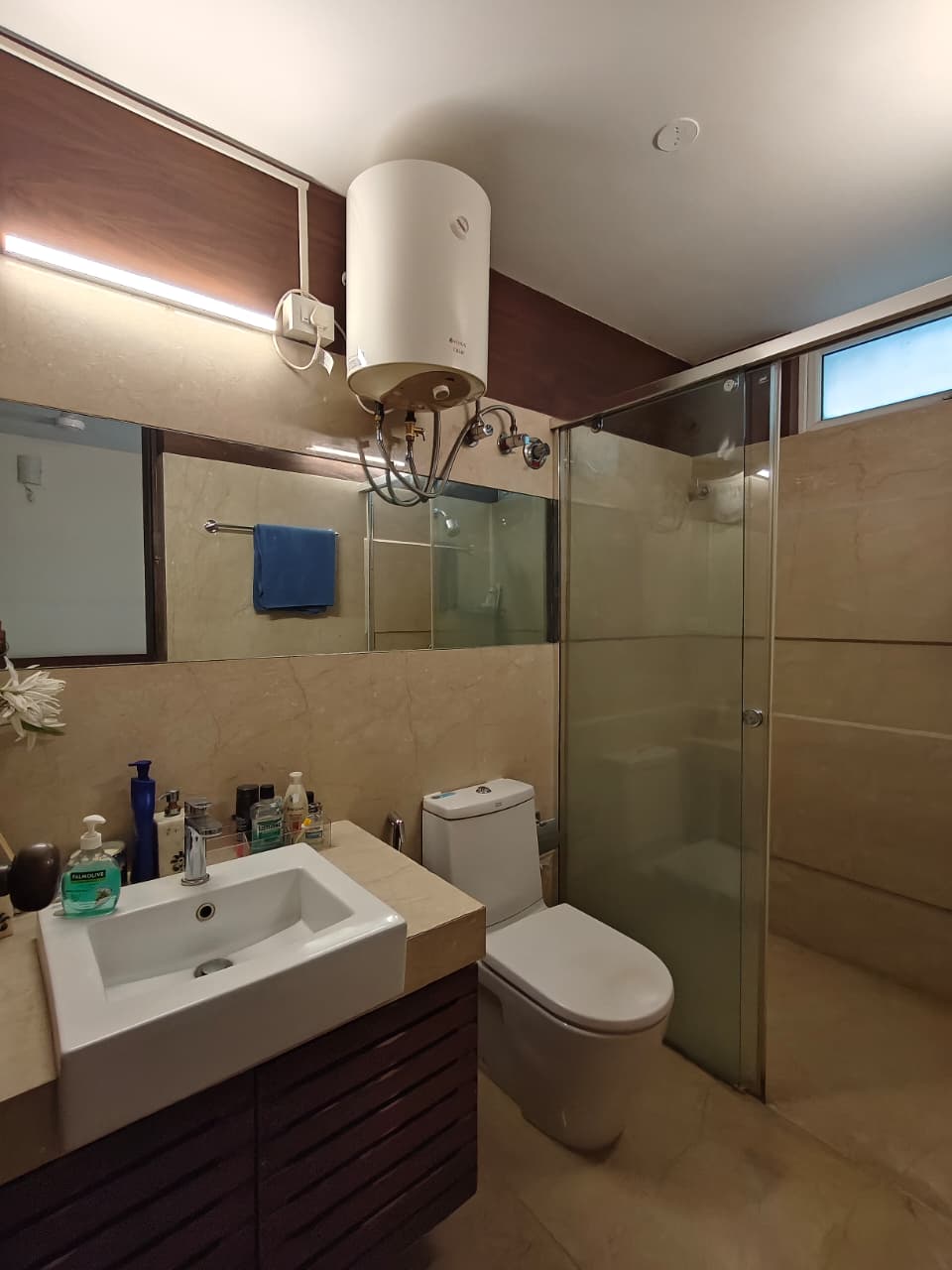 Indiranagar, Presidential 3BHK, Defence Colony, Single-Floor Luxury - Image 4