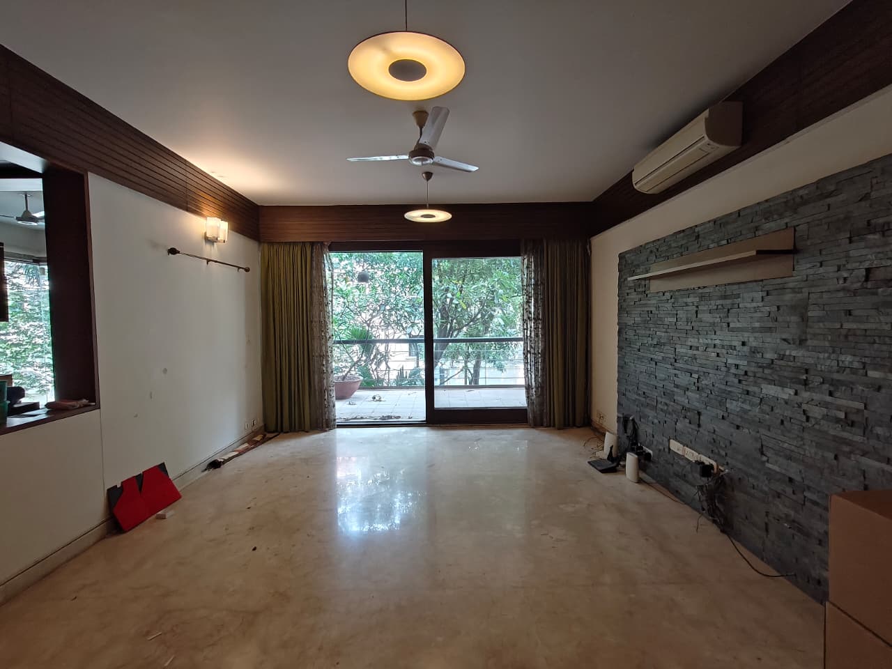 Indiranagar, Presidential 3BHK, Defence Colony, Single-Floor Luxury - Image 6