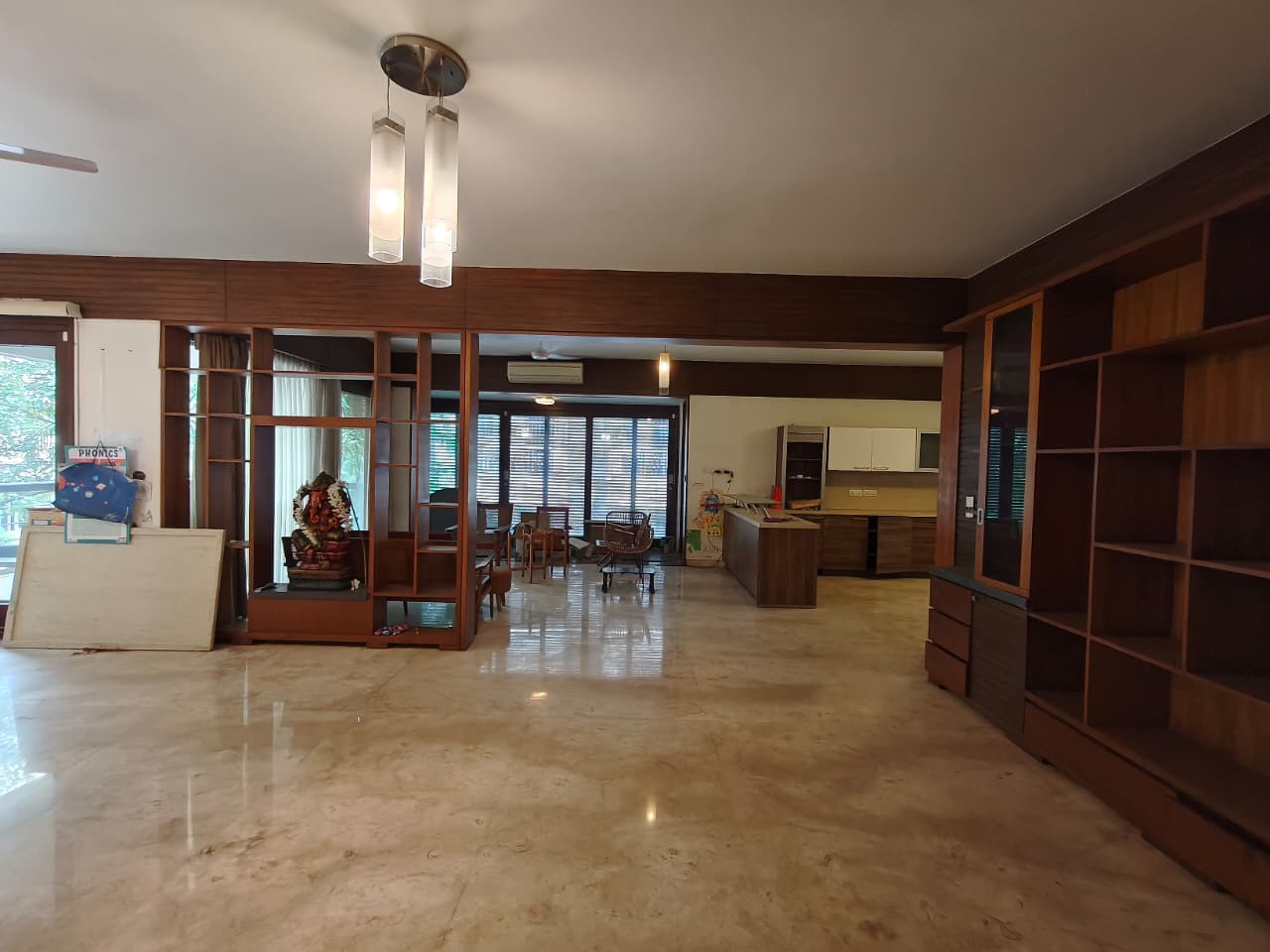 Indiranagar, Presidential 3BHK, Defence Colony, Single-Floor Luxury