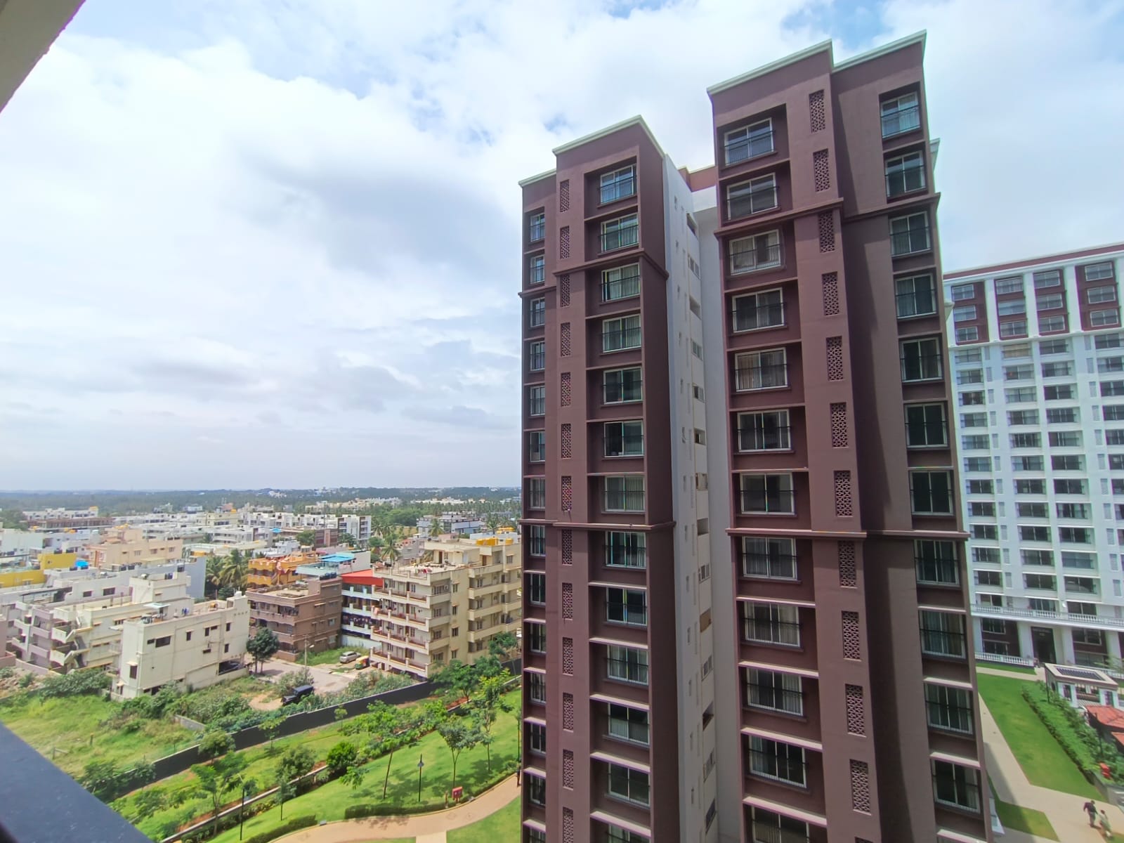 Whitefield, Premium 3BHK, SOBHA Windsor, British-Themed Rental - Image 12