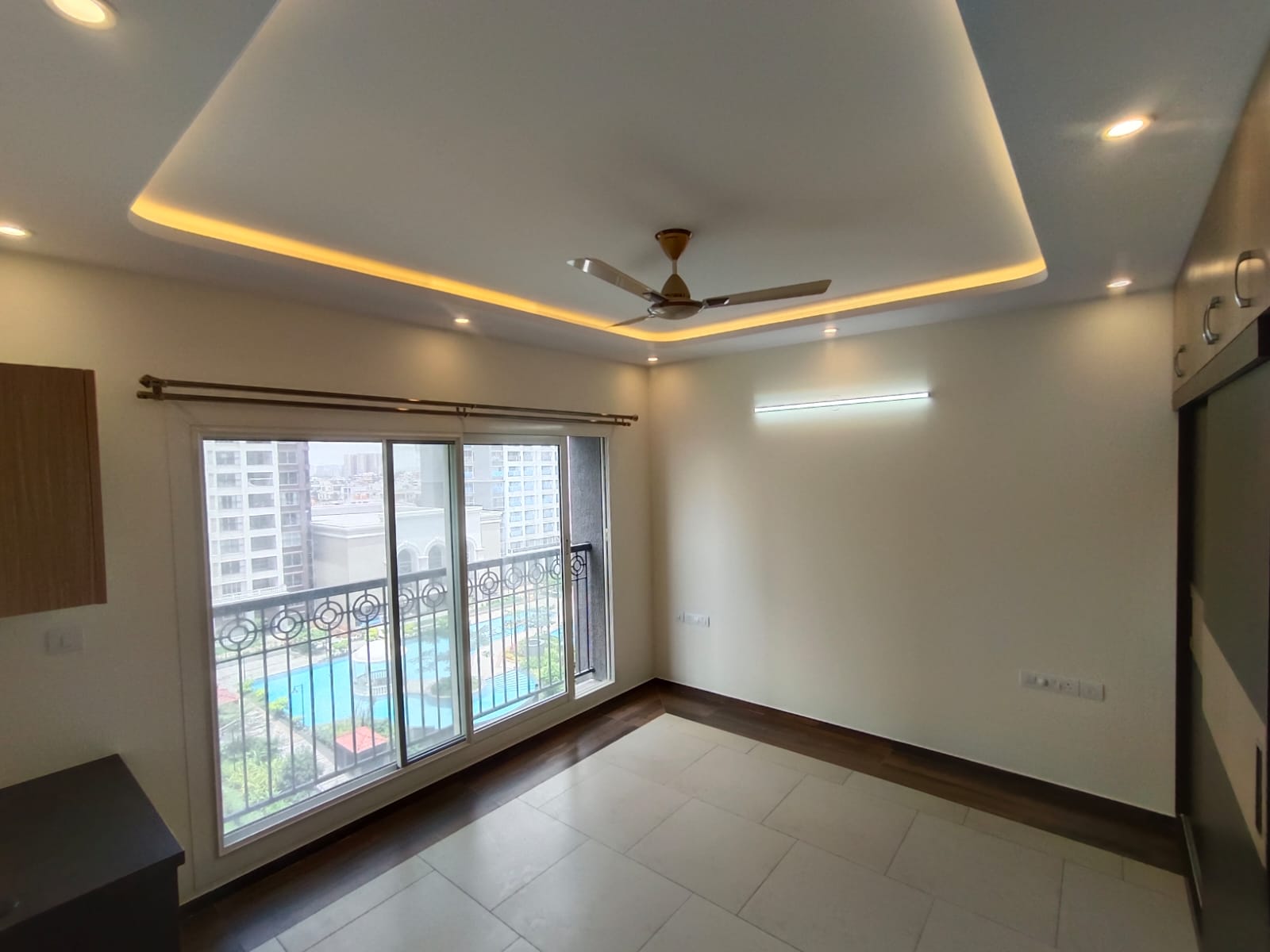 Whitefield, Premium 3BHK, SOBHA Windsor, British-Themed Rental - Image 15
