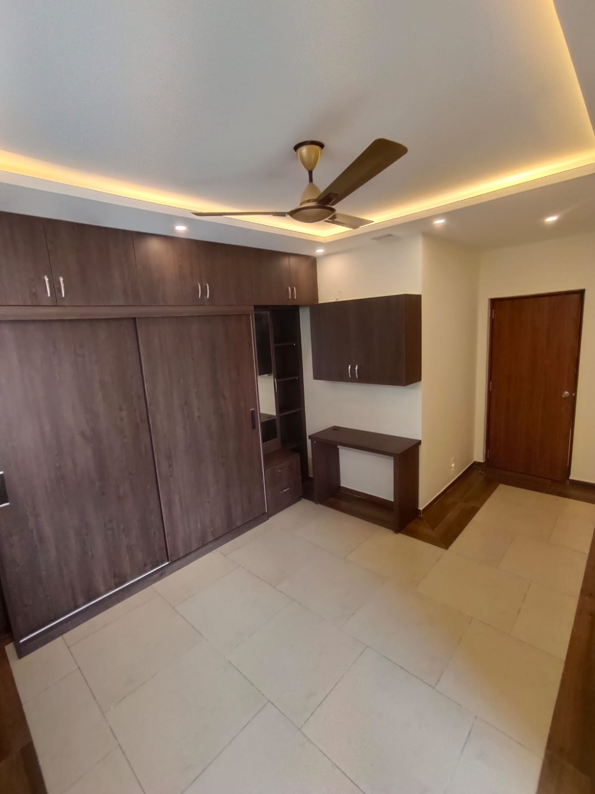 Whitefield, Premium 3BHK, SOBHA Windsor, British-Themed Rental - Image 21