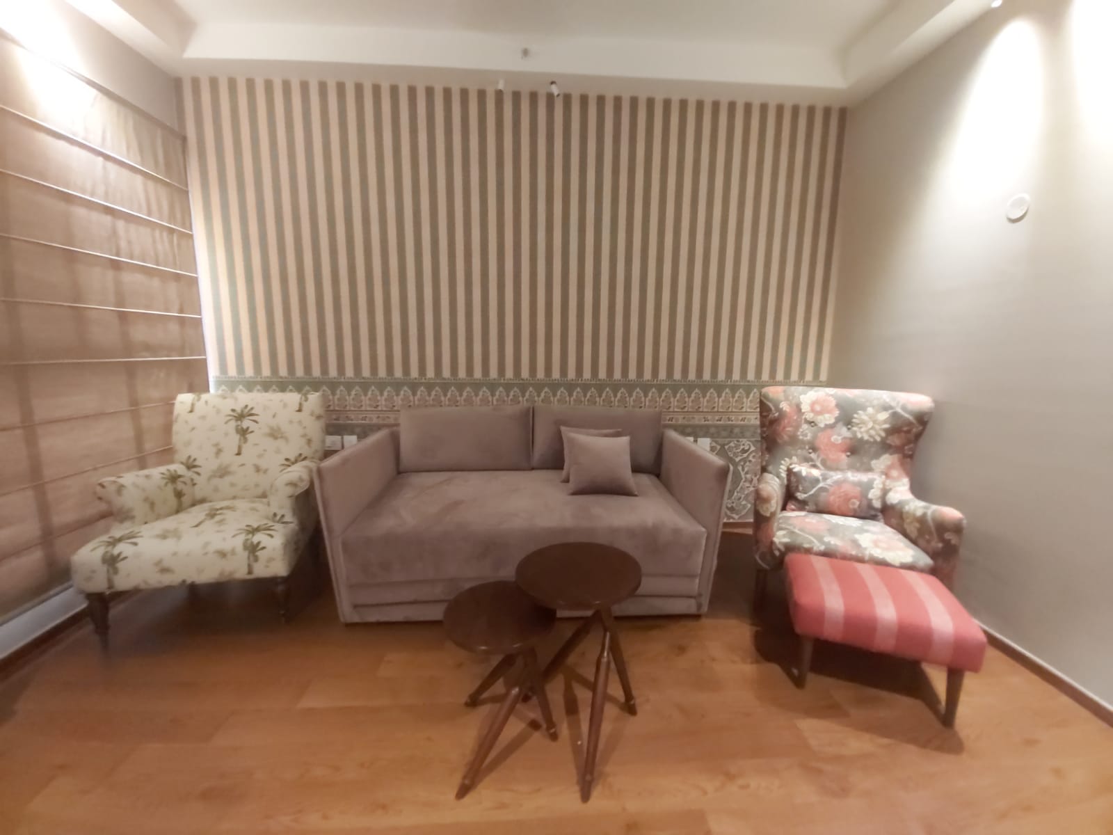 POSH CLASSY FULLY FURNISHED APARTMENT AT LEELA RESIDENCES - Image 8