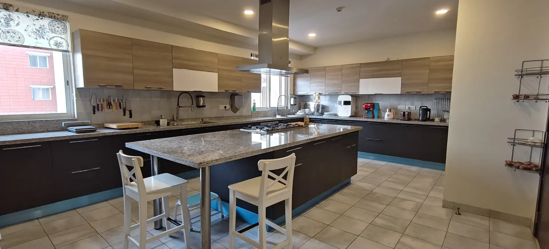 Prestige white meadows 6651 sqft, is available for rent, immediately. - Image 3