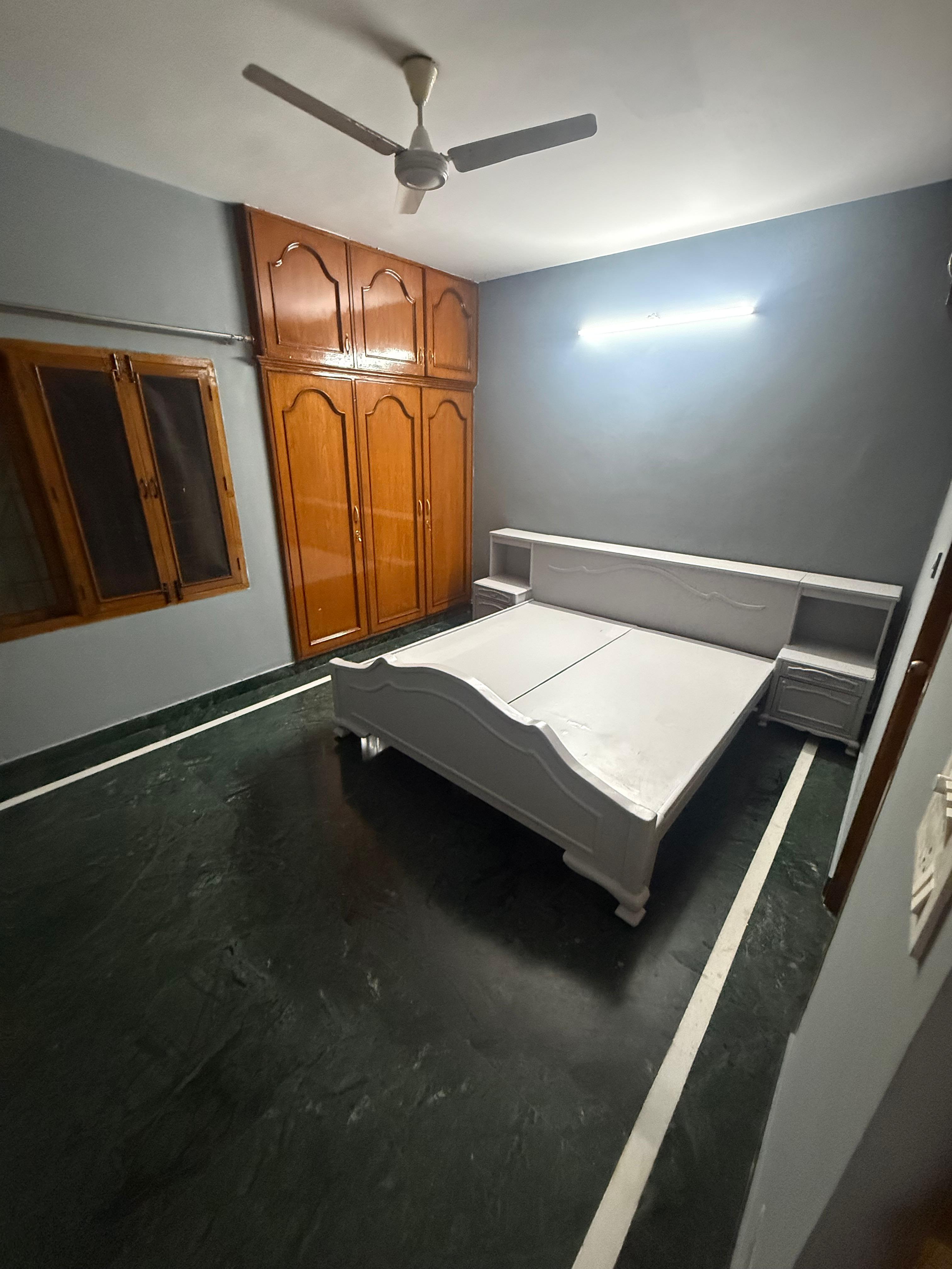 Defence Colony, Indiranagar | 3 BHK Apartment | 1800 Sq. Ft.
