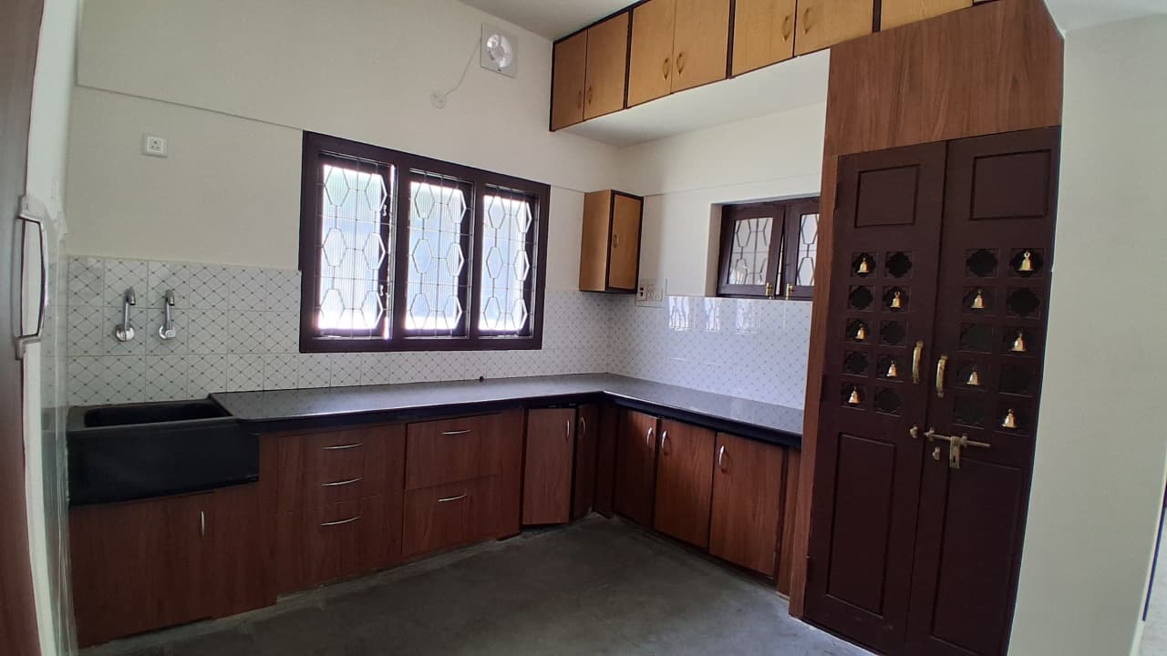 Sadashivanagar | 3 BHK Apartment | 1,400 Sq. Ft. 2