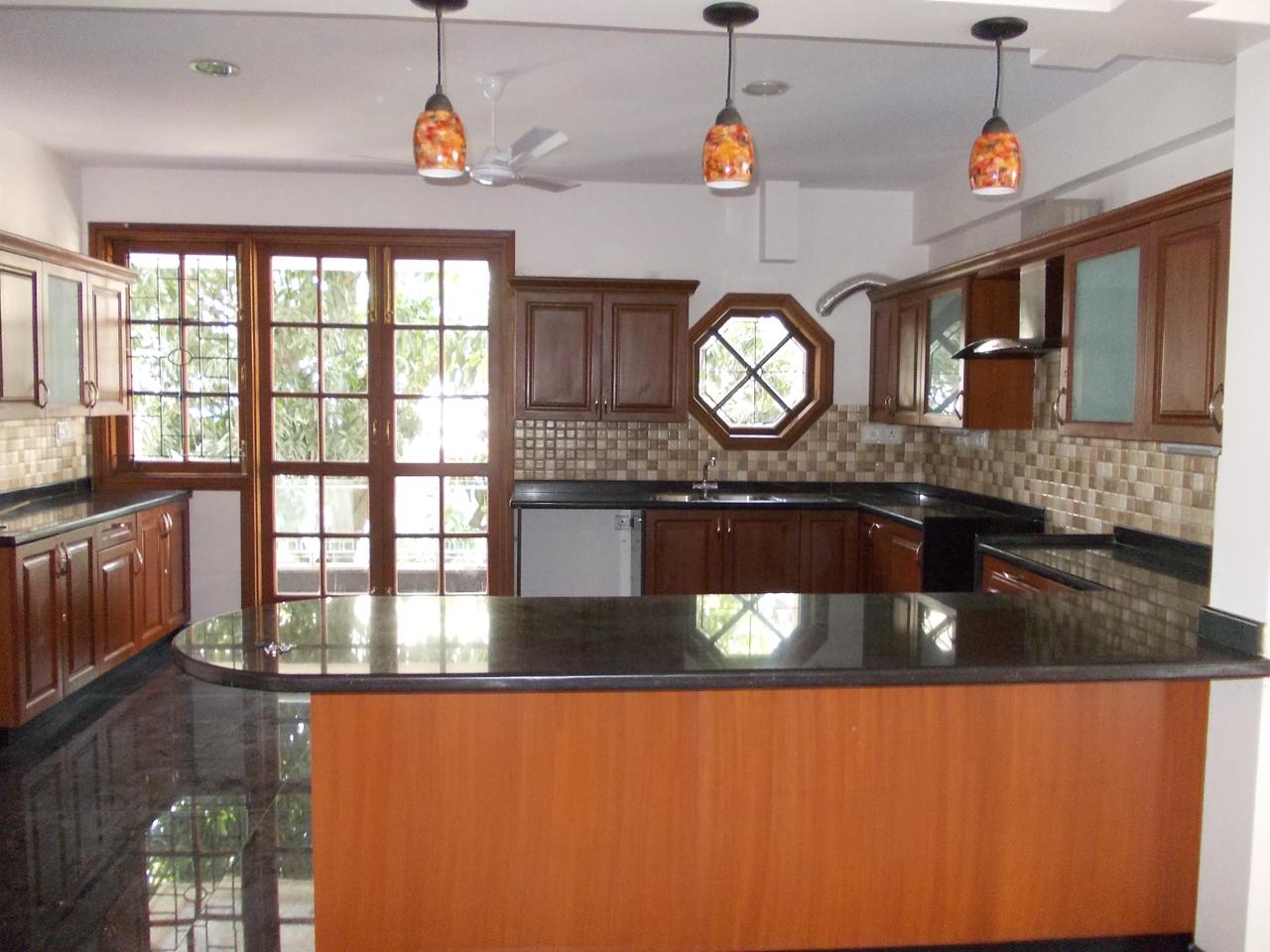 CBD | 3 BHK Luxury Residence | 3600 Sq. Ft.