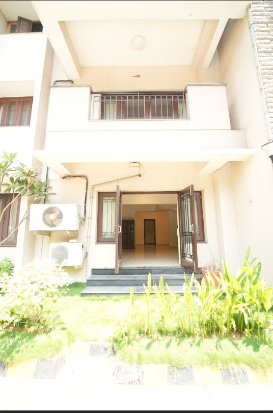 Mantri Blossom | 4BHK Apartment | Lalbhaug Road