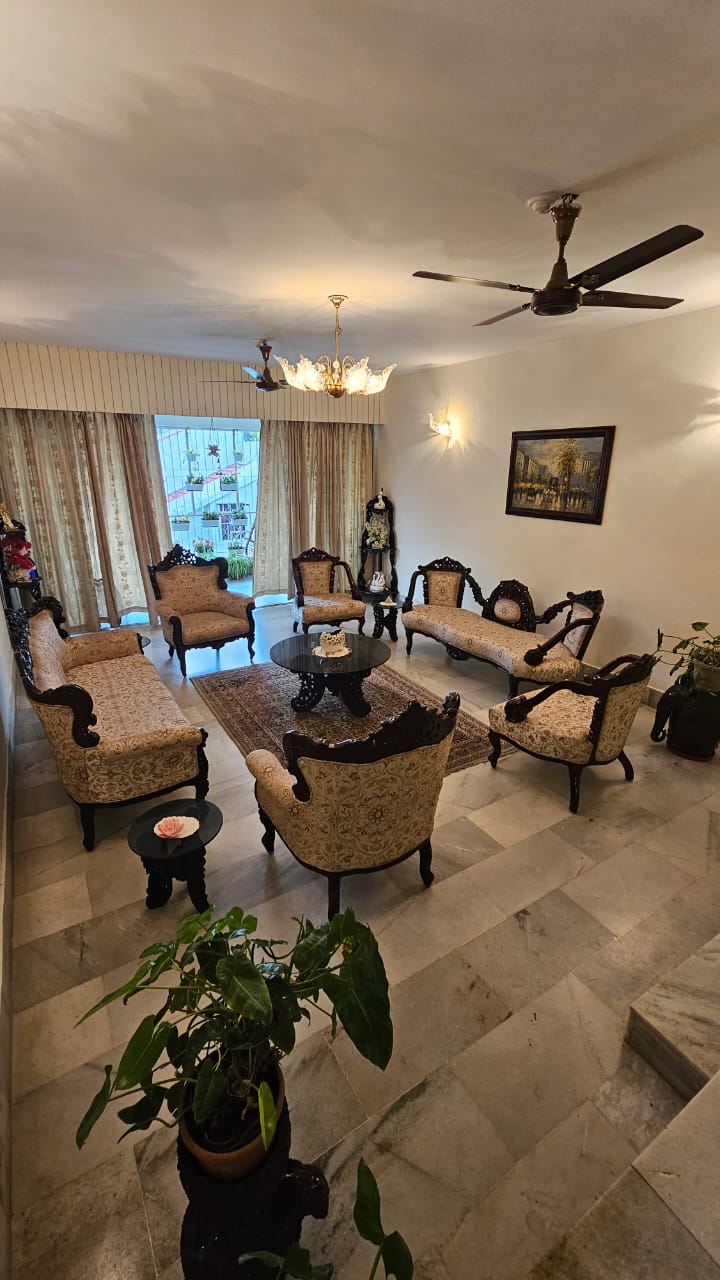 Rathna Avenue, Richmond Road | 4 BHK + Servant Room | 3200 Sq. Ft.