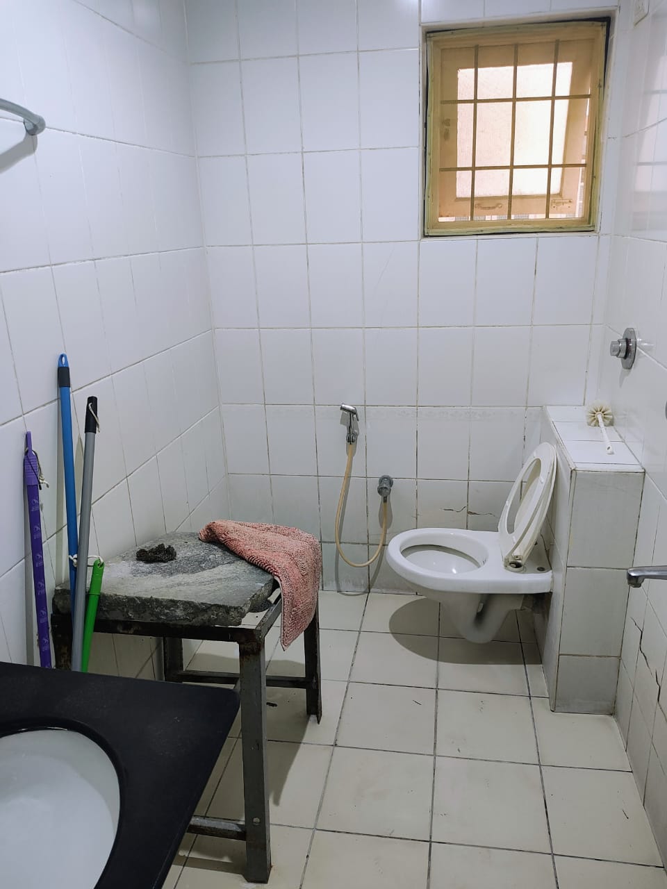APR | 3 BHK Apartment | 1,750 Sq. Ft. 4